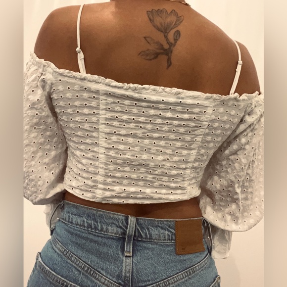 Zara off the shoulder crop top. - Picture 2 of 2